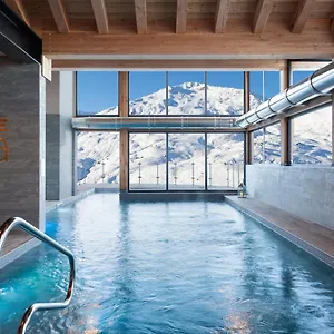 Ours Blanc Hotel&spa Saint-Martin-de-Belleville